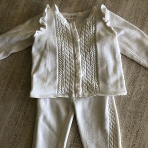 Gorgeous white sweater set 9 months